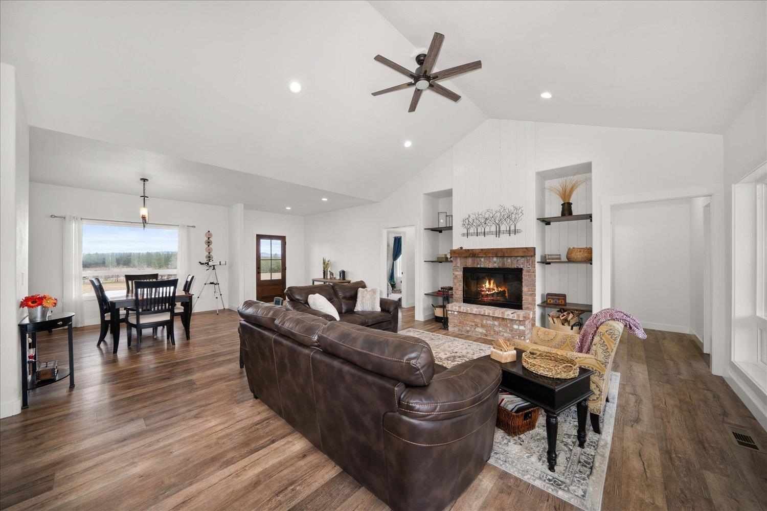 6221 East Woolard Road Colbert, WA 99005 - Photo 10 of 37
