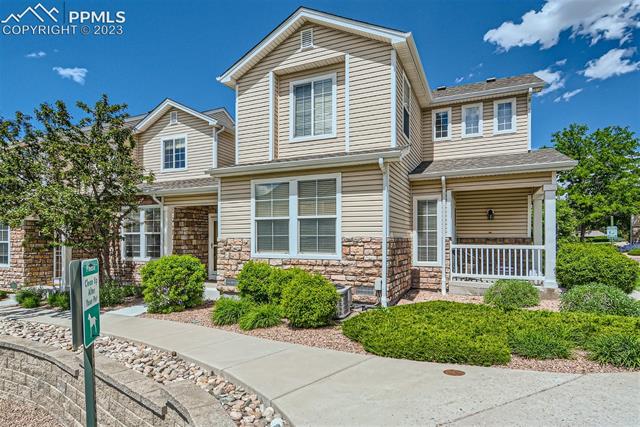4019 Diamond Ridge View Colorado Springs, CO 80918 - Photo 2 of 27