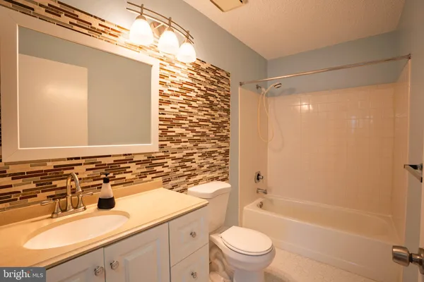 $2,200 | 35 Joyner Court, Lawrenceville, NJ 08648