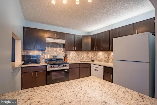 $2,200 | 35 Joyner Court, Lawrenceville, NJ 08648