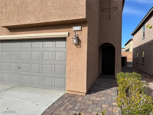 $2,390 | 9212 Verdugo Ridge Court, Las Vegas, NV 89148