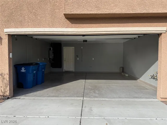 $2,390 | 9212 Verdugo Ridge Court, Las Vegas, NV 89148