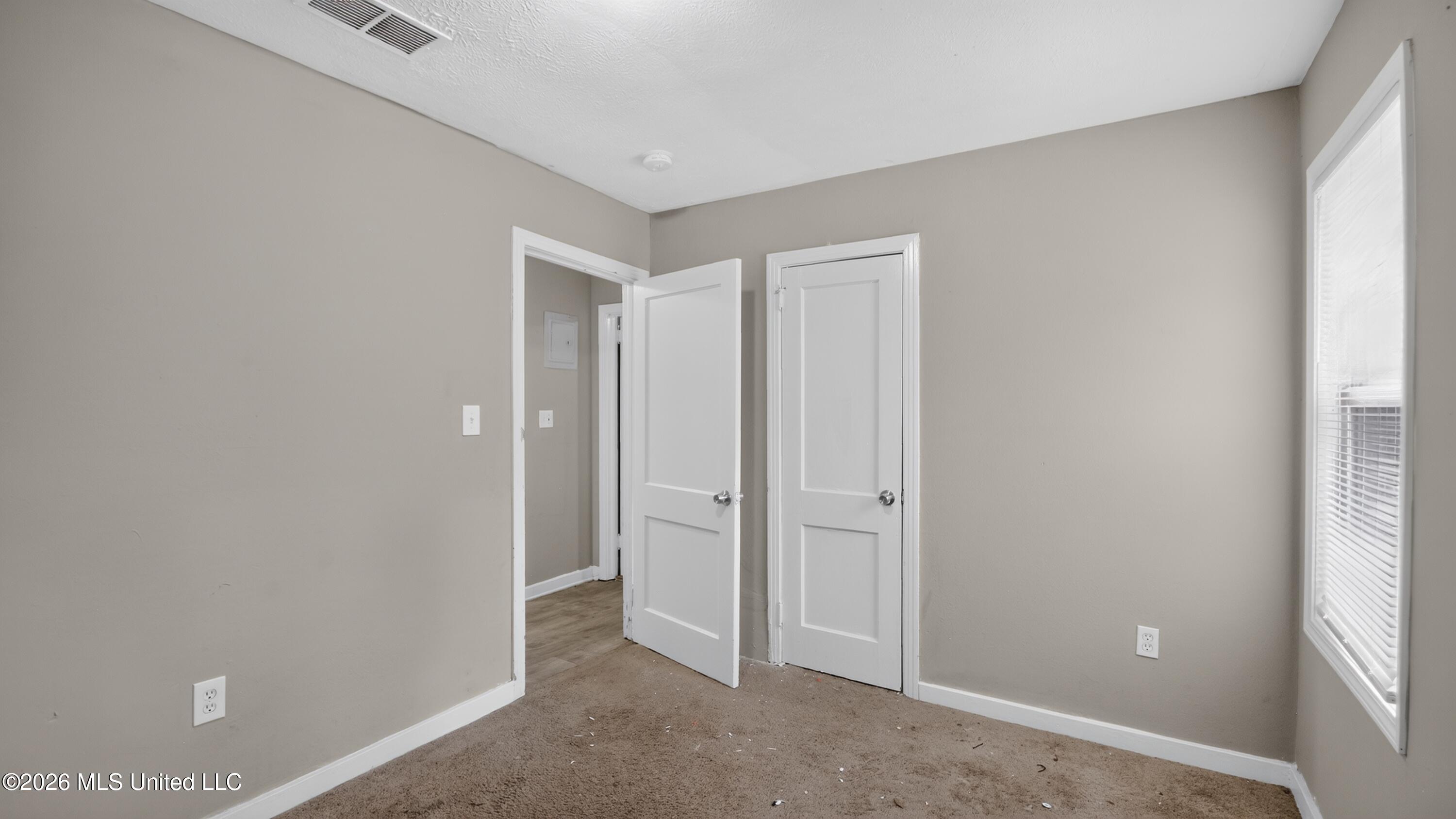 609 Launcelot Road Jackson, MS 39206 - Photo 16 of 30 19_609_Launcelot_Rd-Bedroom-0413