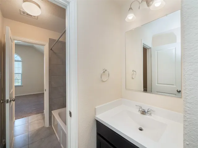 $525,000 | 3337 Pauling Loop, Round Rock, TX 78665