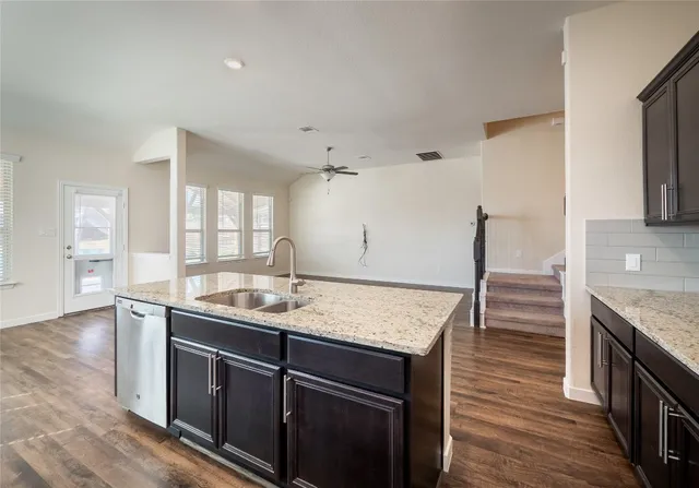 $525,000 | 3337 Pauling Loop, Round Rock, TX 78665