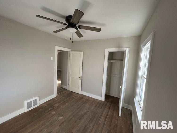 307 Ehrett Street Creve Coeur, IL 61610 - Photo 7 of 9 Gallery Image 7