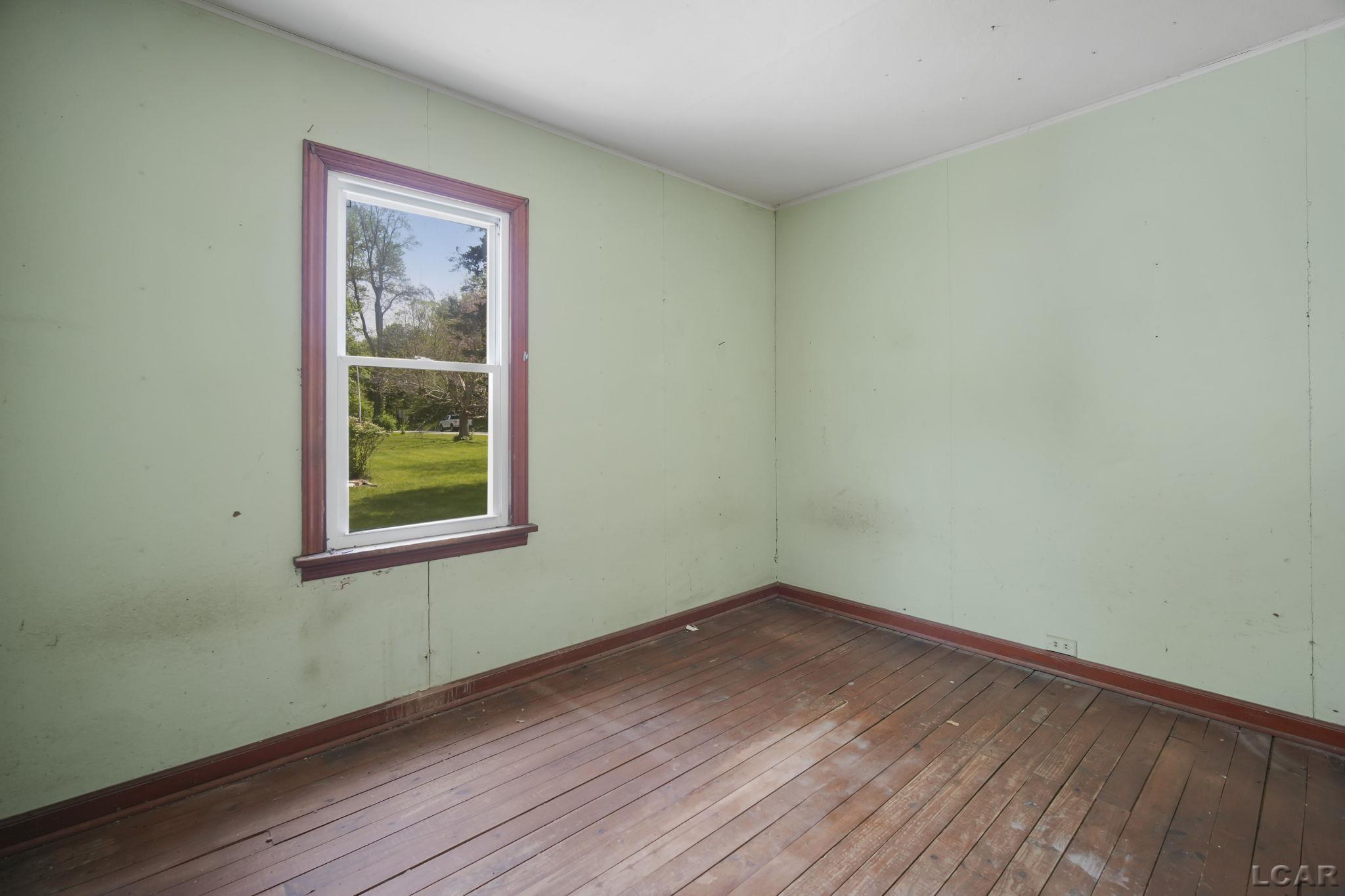 2488 Laberdee Road Adrian, MI 49221 - Photo 6 of 45 50109479-5.JPG