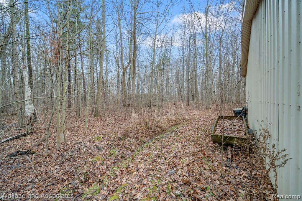 5355 Davis Road St. Clair, MI 48079 - Photo 7 of 15