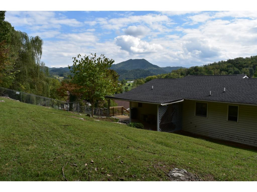 2530 Bob Little Road Elizabethton, TN 37643 - Photo 22 of 25 Photo 22
