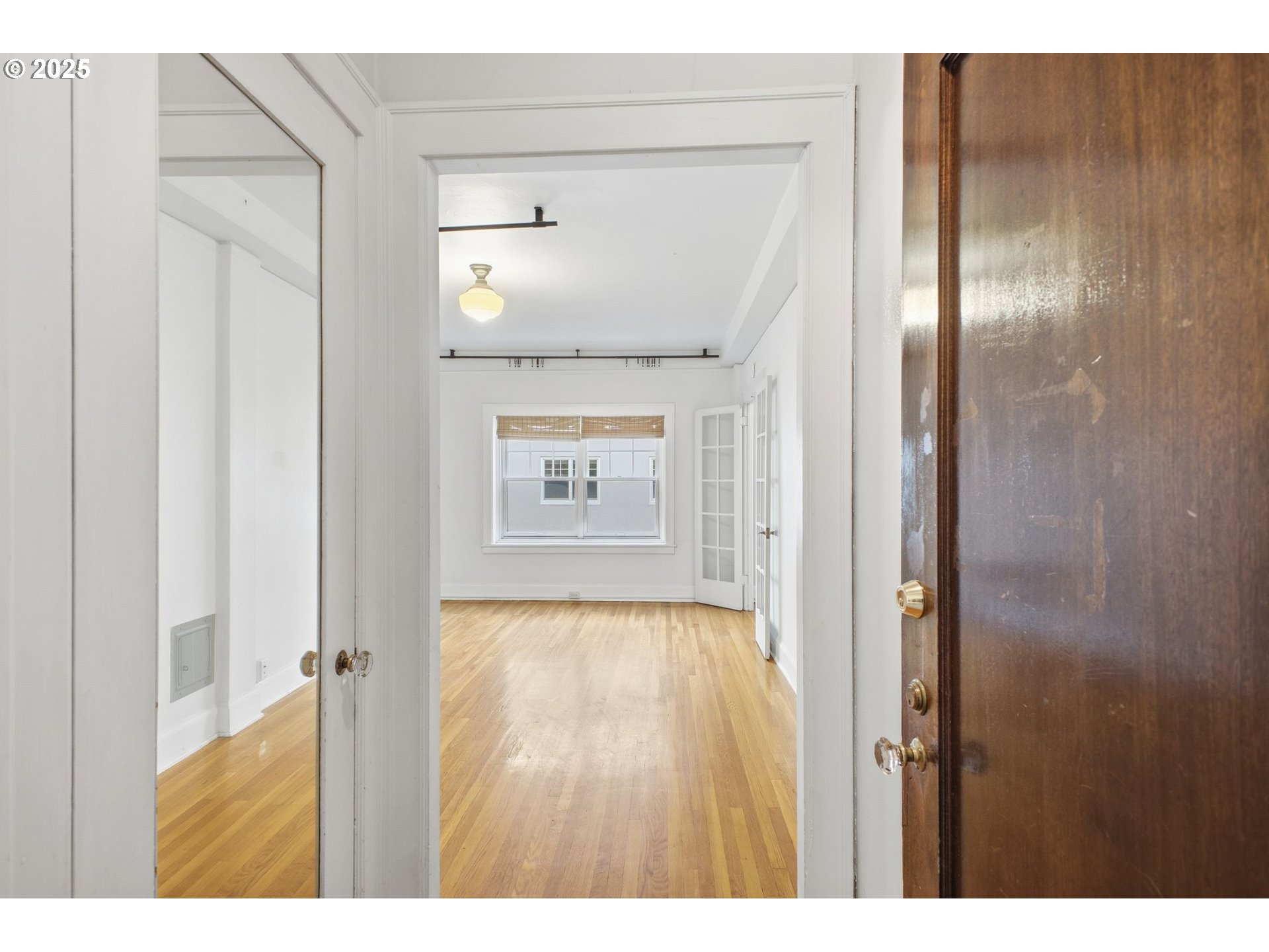 2015 Northwest Flanders Street, Unit 214 Portland, OR 97209 - Photo 12 of 31