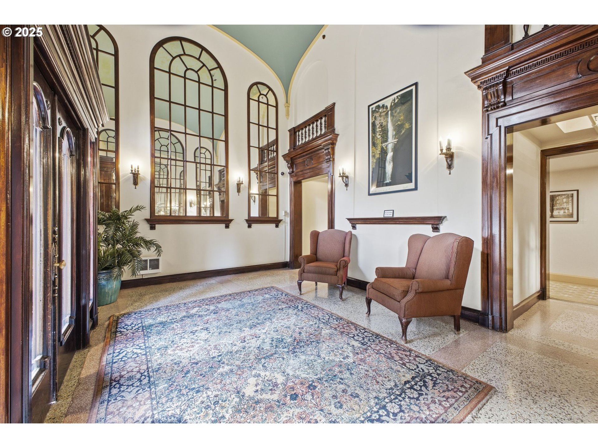 2015 Northwest Flanders Street, Unit 214 Portland, OR 97209 - Photo 6 of 31