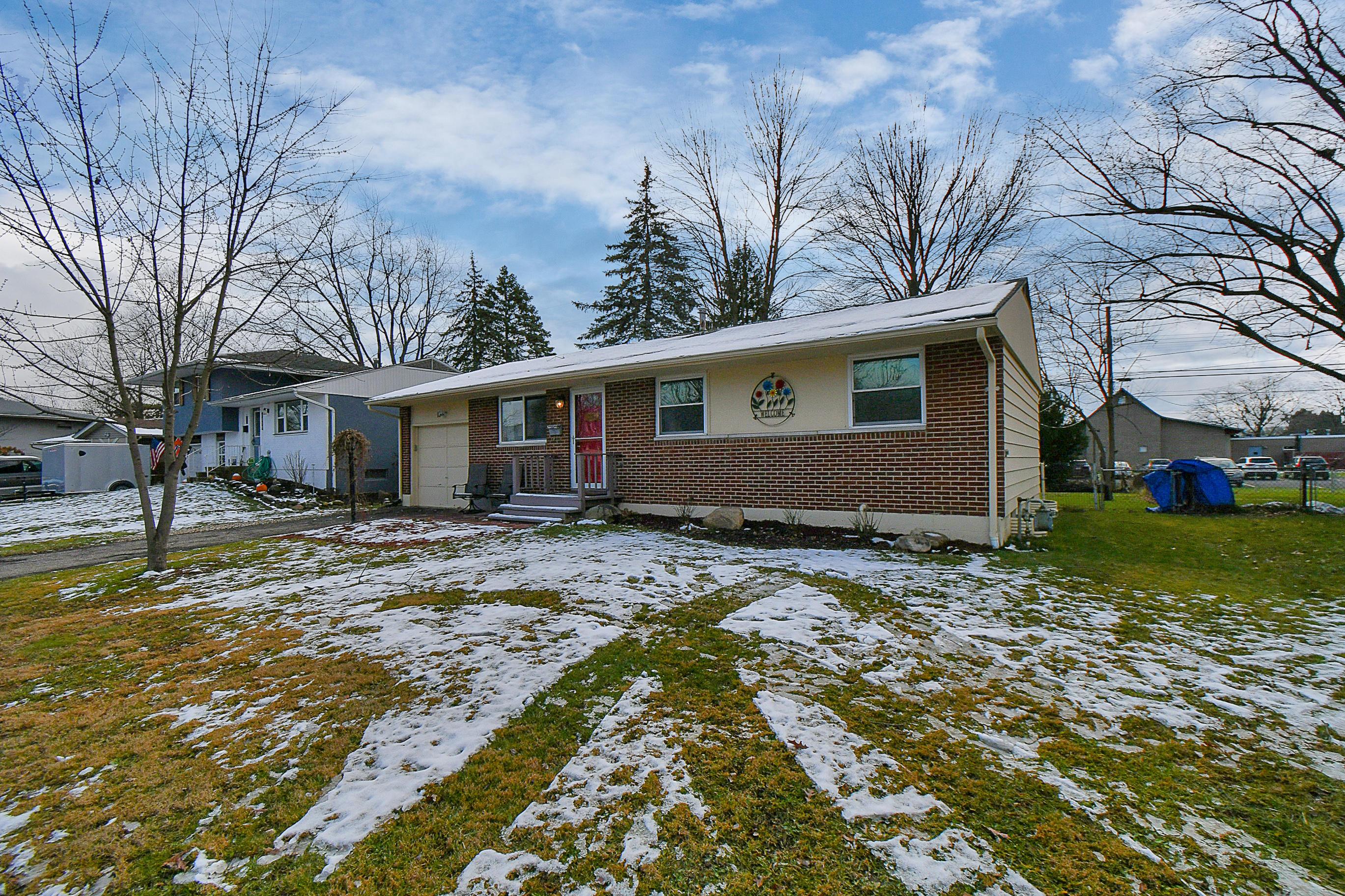 1311 Thurell Road Columbus, OH 43229 - Photo 3 of 15 Gallery Image 3