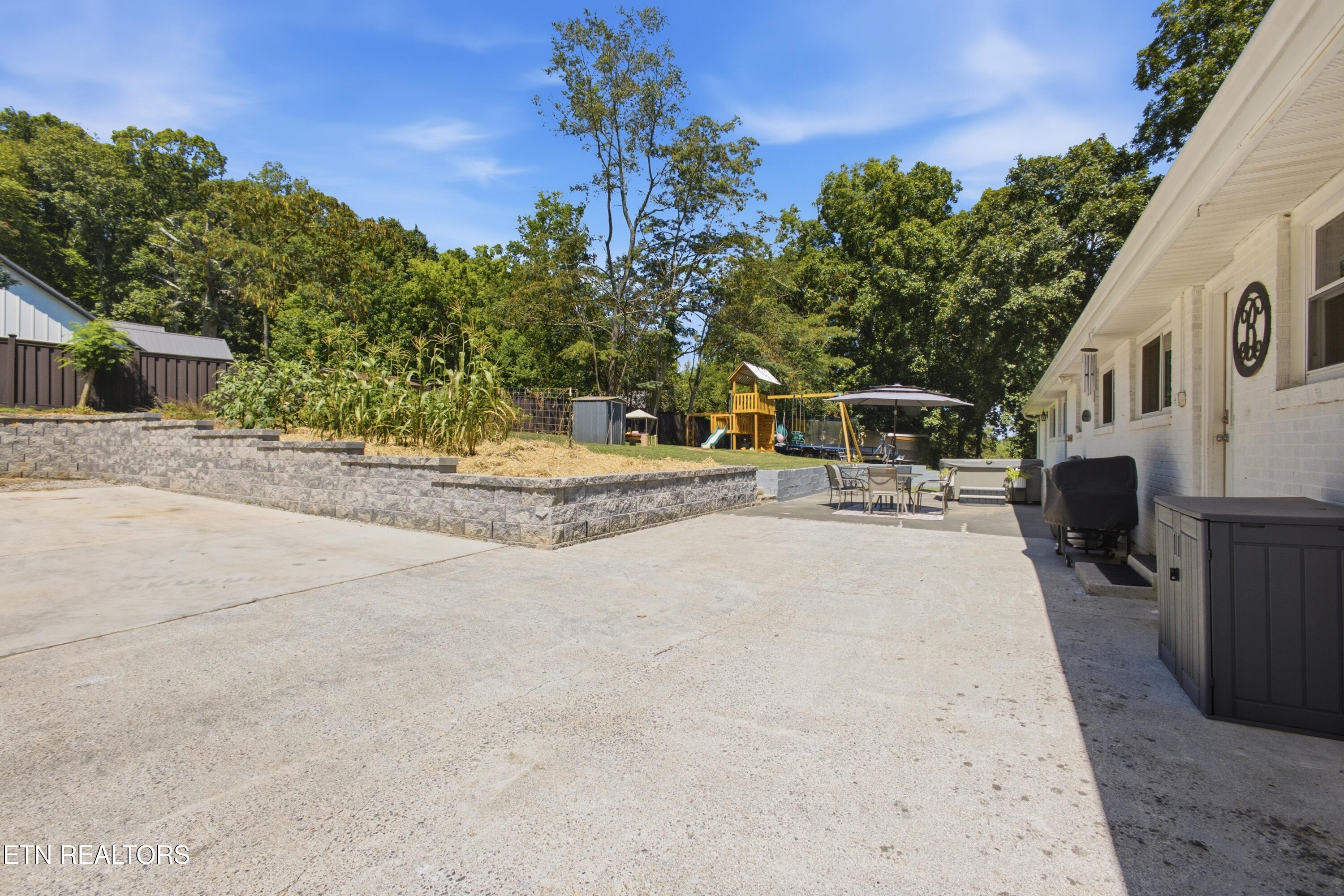 112 Mainsail Road Kingston, TN 37763 - Photo 33 of 48 SPOT9115