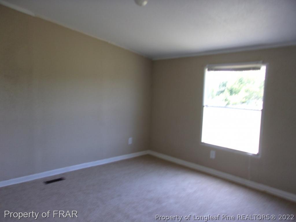 202 Marion Road St. Pauls, NC 28384 - Photo 5 of 10 Gallery Image 5