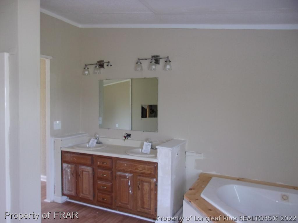 202 Marion Road St. Pauls, NC 28384 - Photo 8 of 10 Gallery Image 8