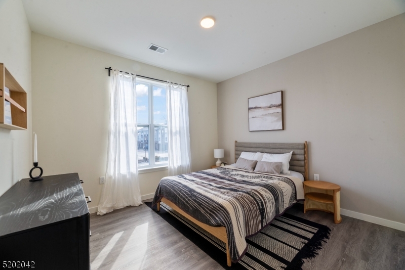 377 Summerhill Road, Unit 2BED East Brunswick, NJ 08816 - Photo 20 of 50