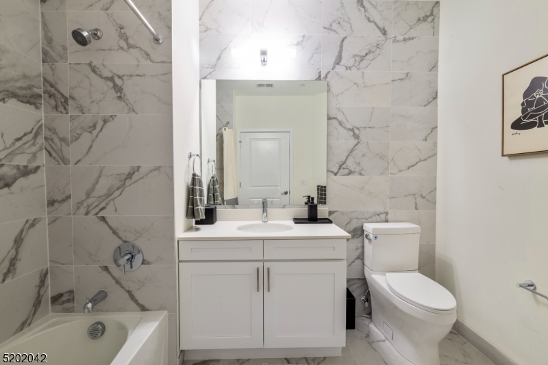 377 Summerhill Road, Unit 2BED East Brunswick, NJ 08816 - Photo 25 of 50