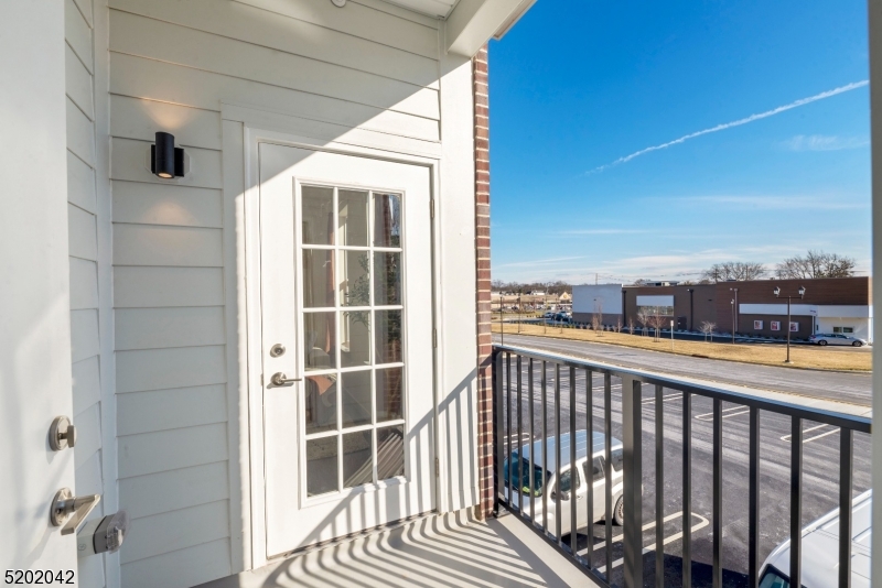 377 Summerhill Road, Unit 2BED East Brunswick, NJ 08816 - Photo 28 of 50