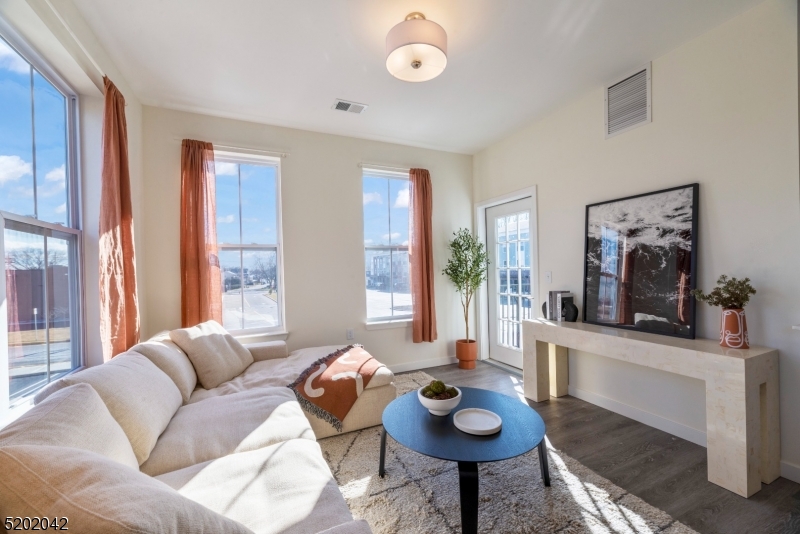 377 Summerhill Road, Unit 2BED East Brunswick, NJ 08816 - Photo 9 of 50