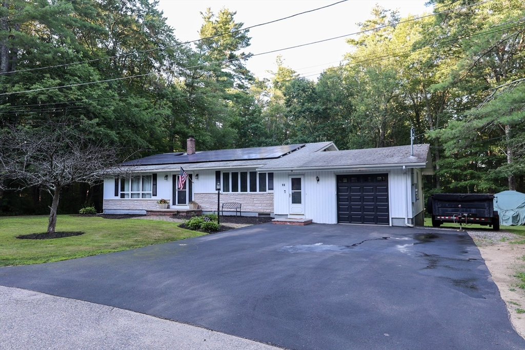 16 Debra Lane Barre, MA 01005 - Photo 2 of 38
