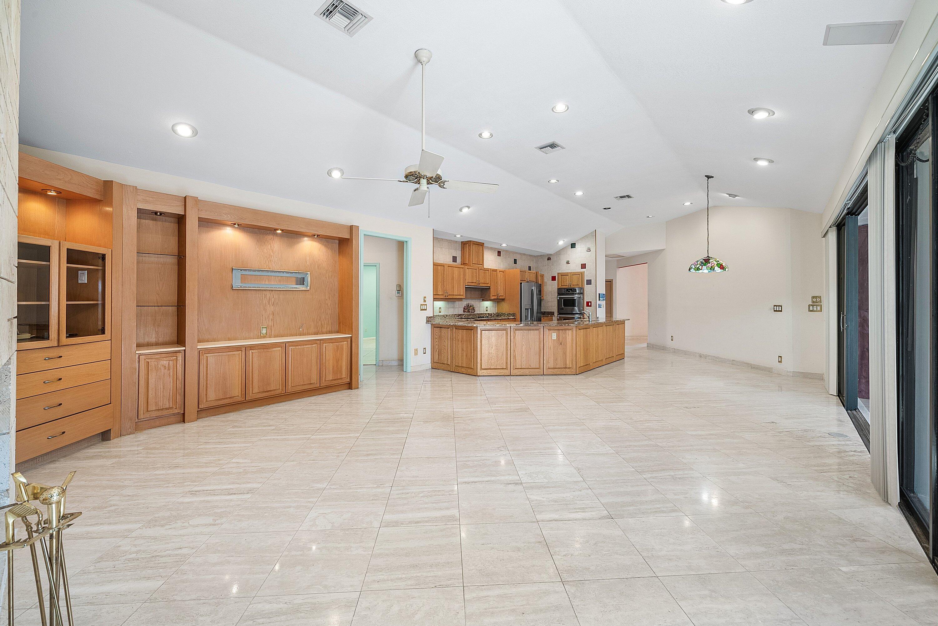 4952 Bocaire Boulevard Boca Raton, FL 33487 - Photo 17 of 61 020-4952BocaireBoulevard-BocaRaton-FL-33