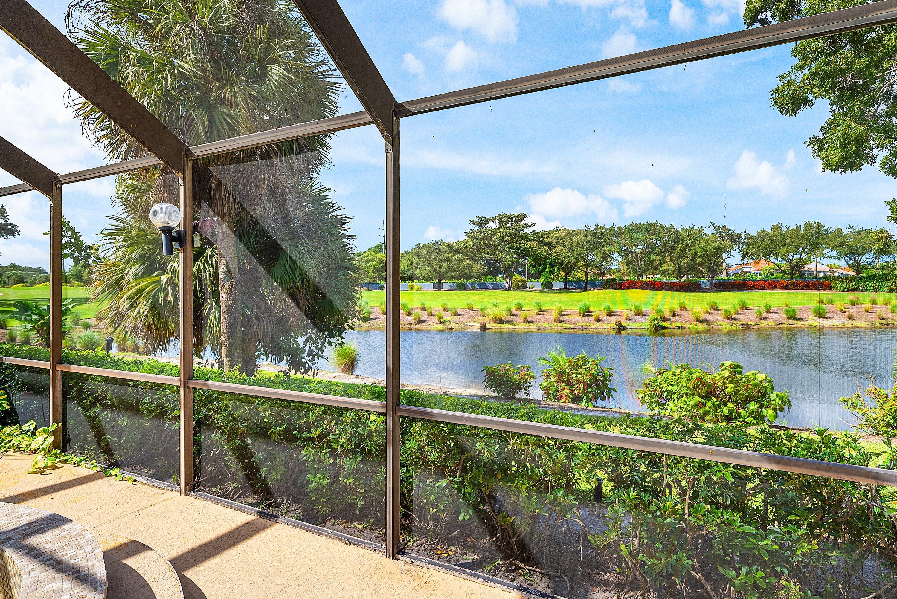 4952 Bocaire Boulevard Boca Raton, FL 33487 - Photo 35 of 61 a view of a balcony with lake view