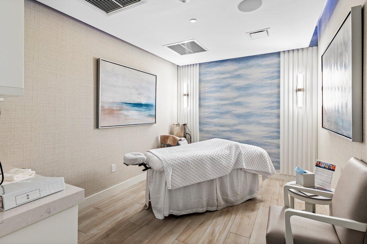 4952 Bocaire Boulevard Boca Raton, FL 33487 - Photo 55 of 61 Massage & treatment rooms