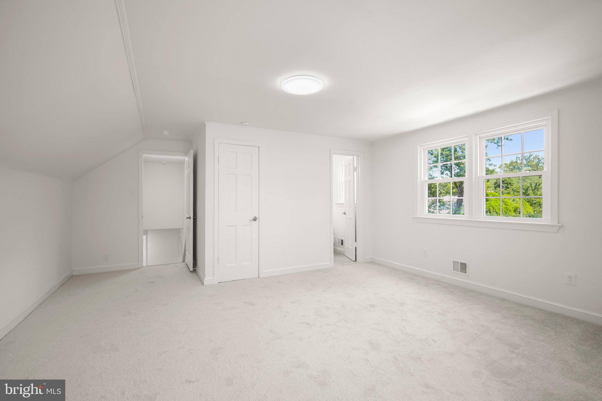 7109 Radnor Road Bethesda, MD 20817 - Photo 29 of 51 7109 Radnor Rd 037