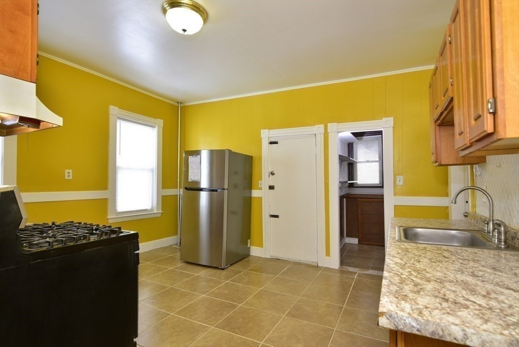 175 Callender Street, Unit 1 Boston, MA 02124 - Photo 5 of 16