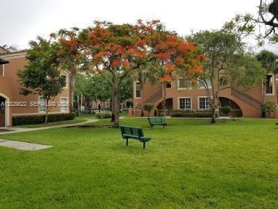 7980 North Nob Hill Road, Unit 207 Tamarac, FL 33321 - Photo 5 of 18