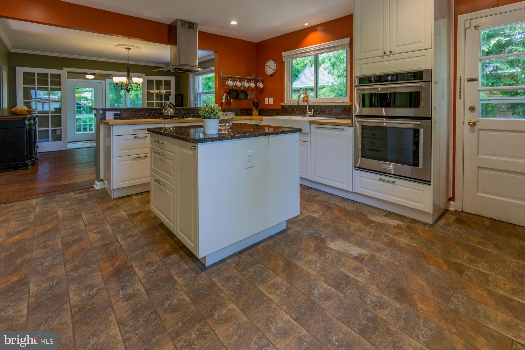 1431 Crestridge Drive Silver Spring, MD 20910 - Photo 9 of 30 Kitchen