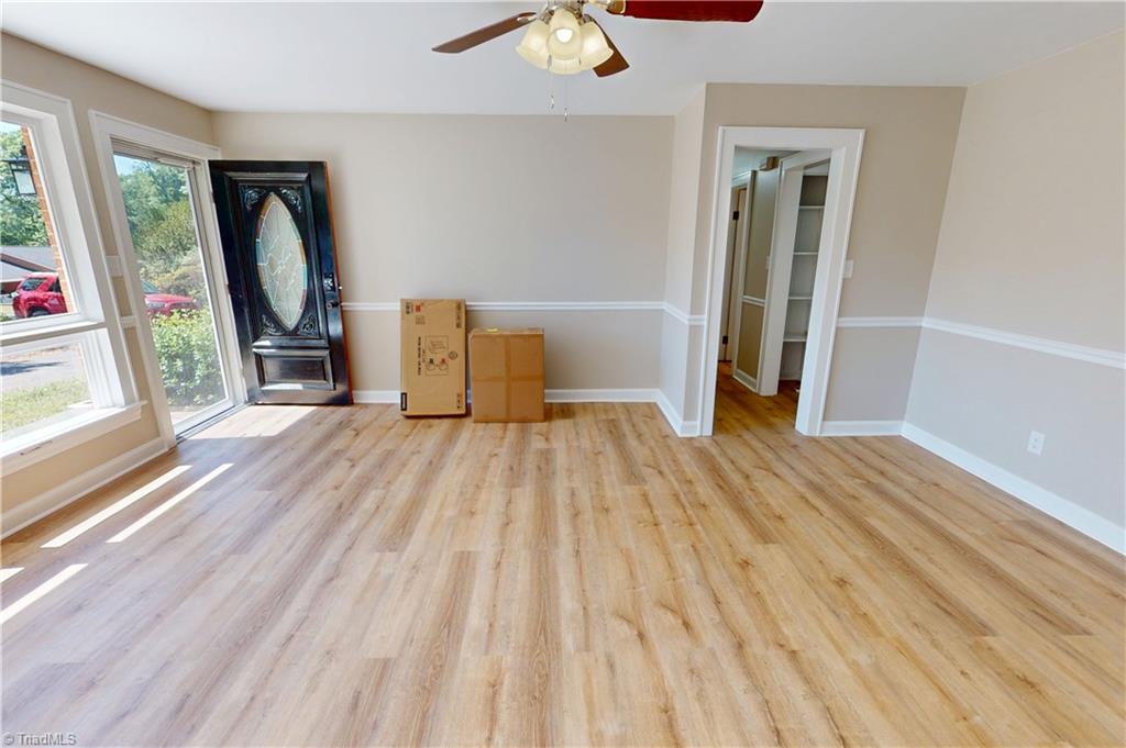 204 Forest Hill Road Mount Airy, NC 27030 - Photo 4 of 47