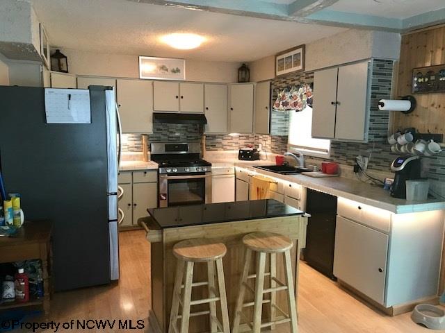 1324 River Road Morgantown, WV 26501 - Photo 4 of 14 Gallery Image 4