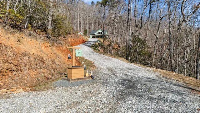 $495,000 | 410 Moonlight Trail, Bryson City, NC 28713