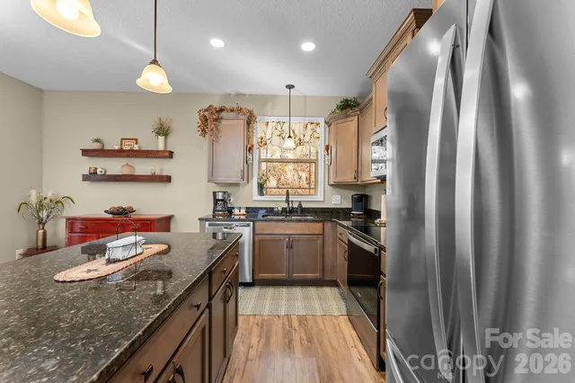 $495,000 | 410 Moonlight Trail, Bryson City, NC 28713