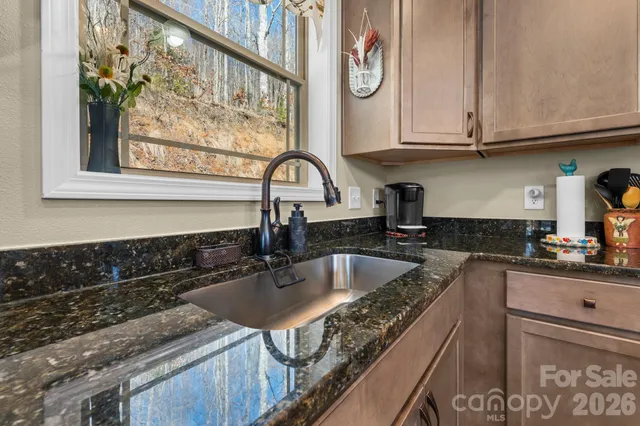 $495,000 | 410 Moonlight Trail, Bryson City, NC 28713