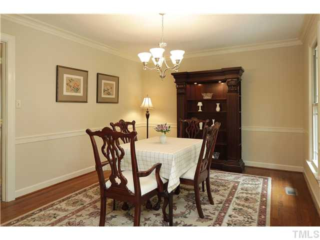 929 Pebblebrook Drive Raleigh, NC 27609 - Photo 14 of 25 Dining Room