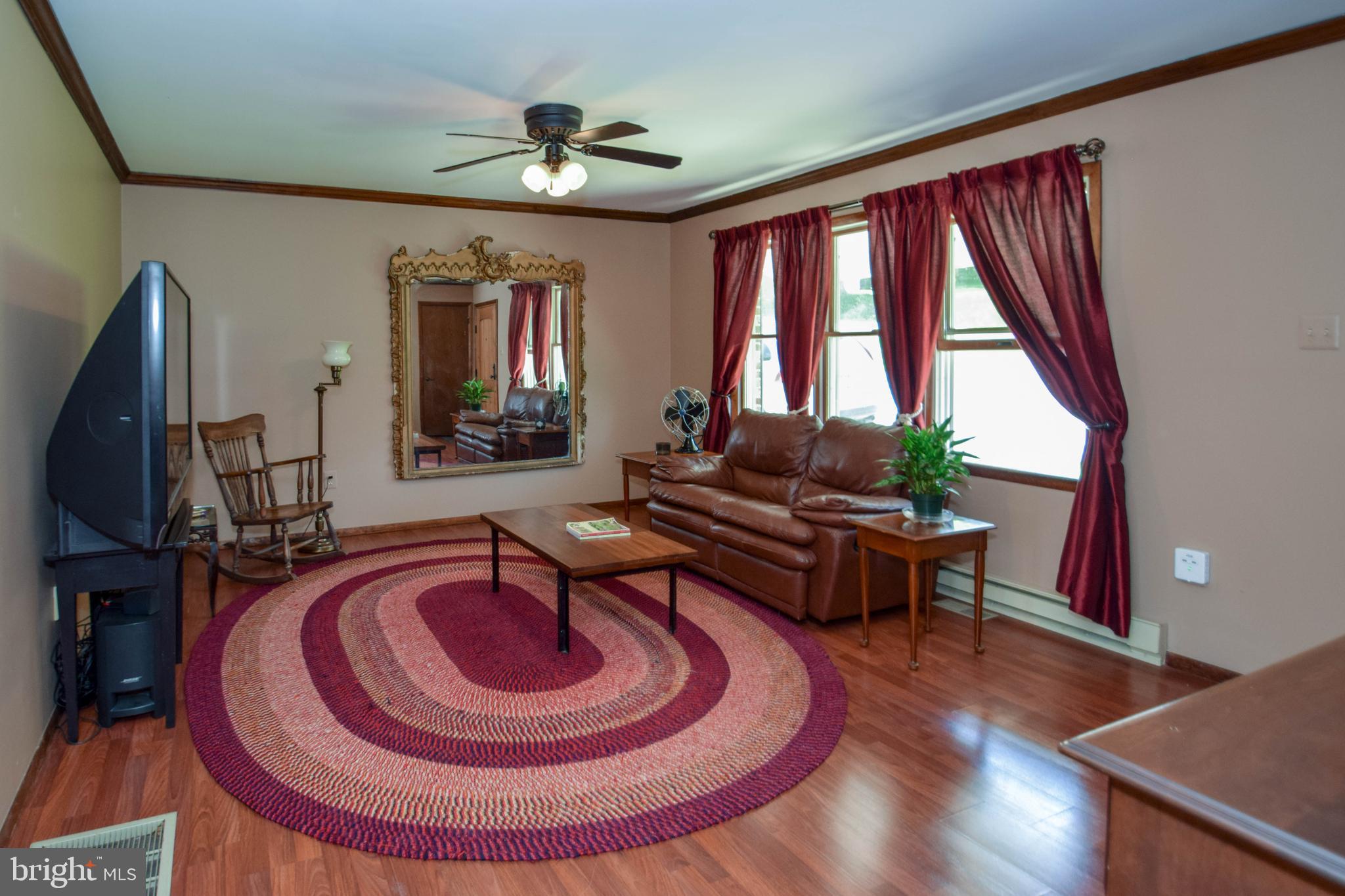 244 Grove Road Stewartstown, PA 17363 - Photo 9 of 60 Gallery Image 9