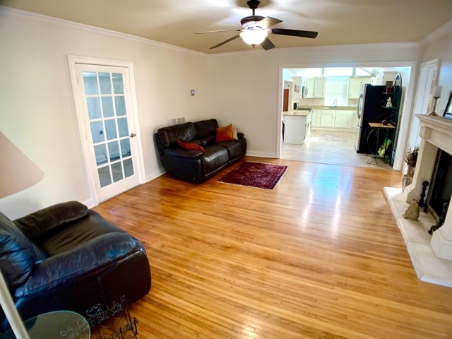 207 West Rose Avenue Foley, AL 36535 - Photo 4 of 34 Living Room