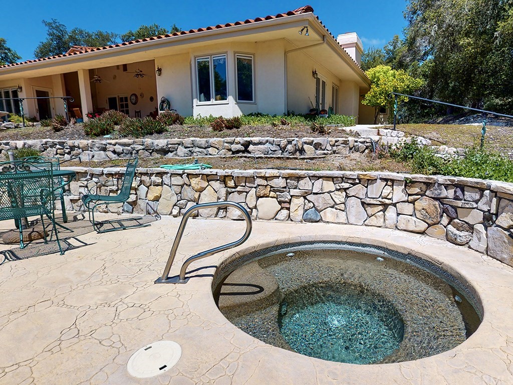 8800 Vineyard Drive Paso Robles, CA 93446 - Photo 43 of 74 Enjoy those star filled evenings or full moon nights in this spa.
