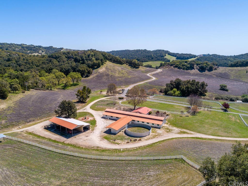 8800 Vineyard Drive Paso Robles, CA 93446 - Photo 64 of 74