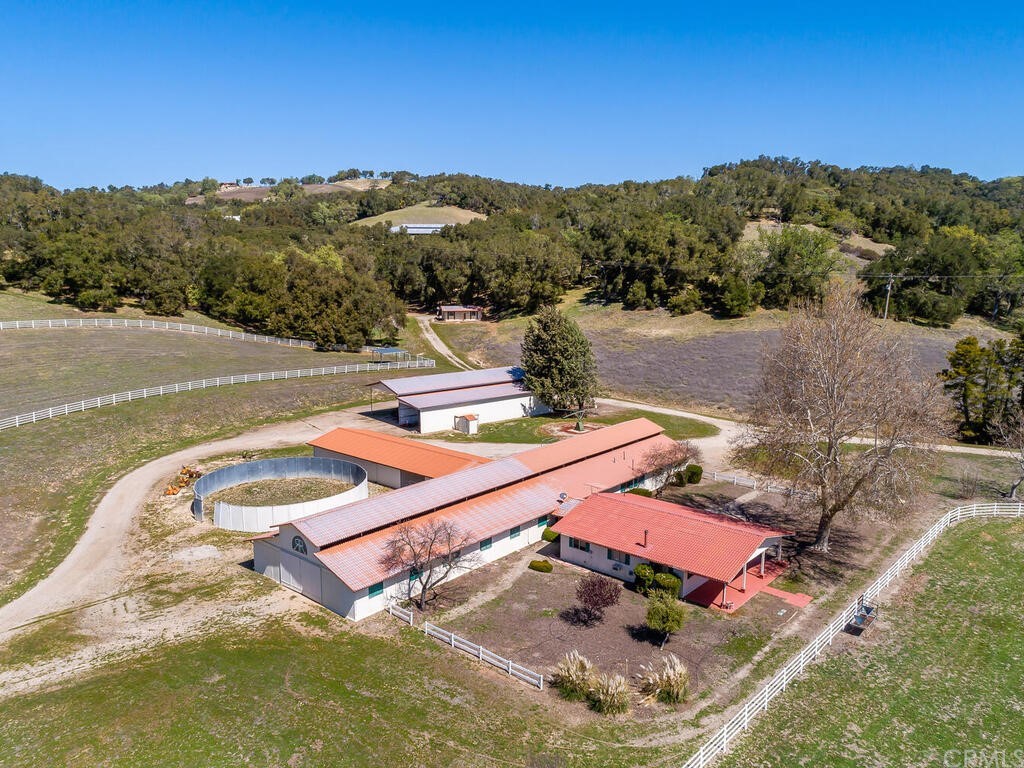 8800 Vineyard Drive Paso Robles, CA 93446 - Photo 66 of 74