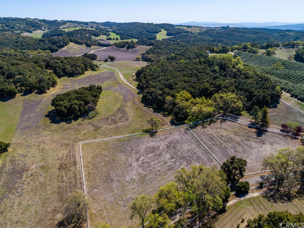 8800 Vineyard Drive Paso Robles, CA 93446 - Photo 70 of 74