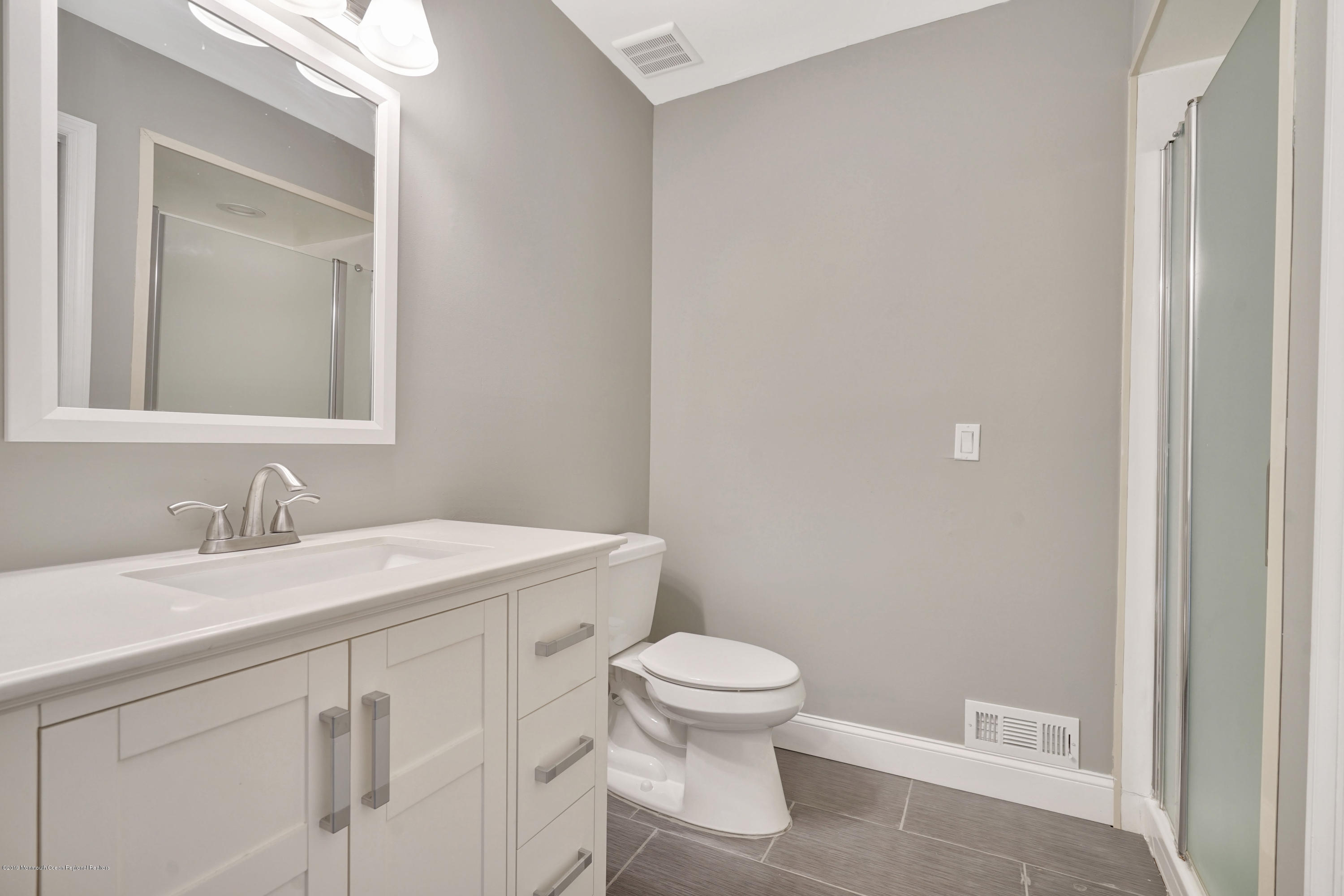 1 Portland Road, Unit 3 Highlands, NJ 07732 - Photo 25 of 35 Main upstairs Bath
