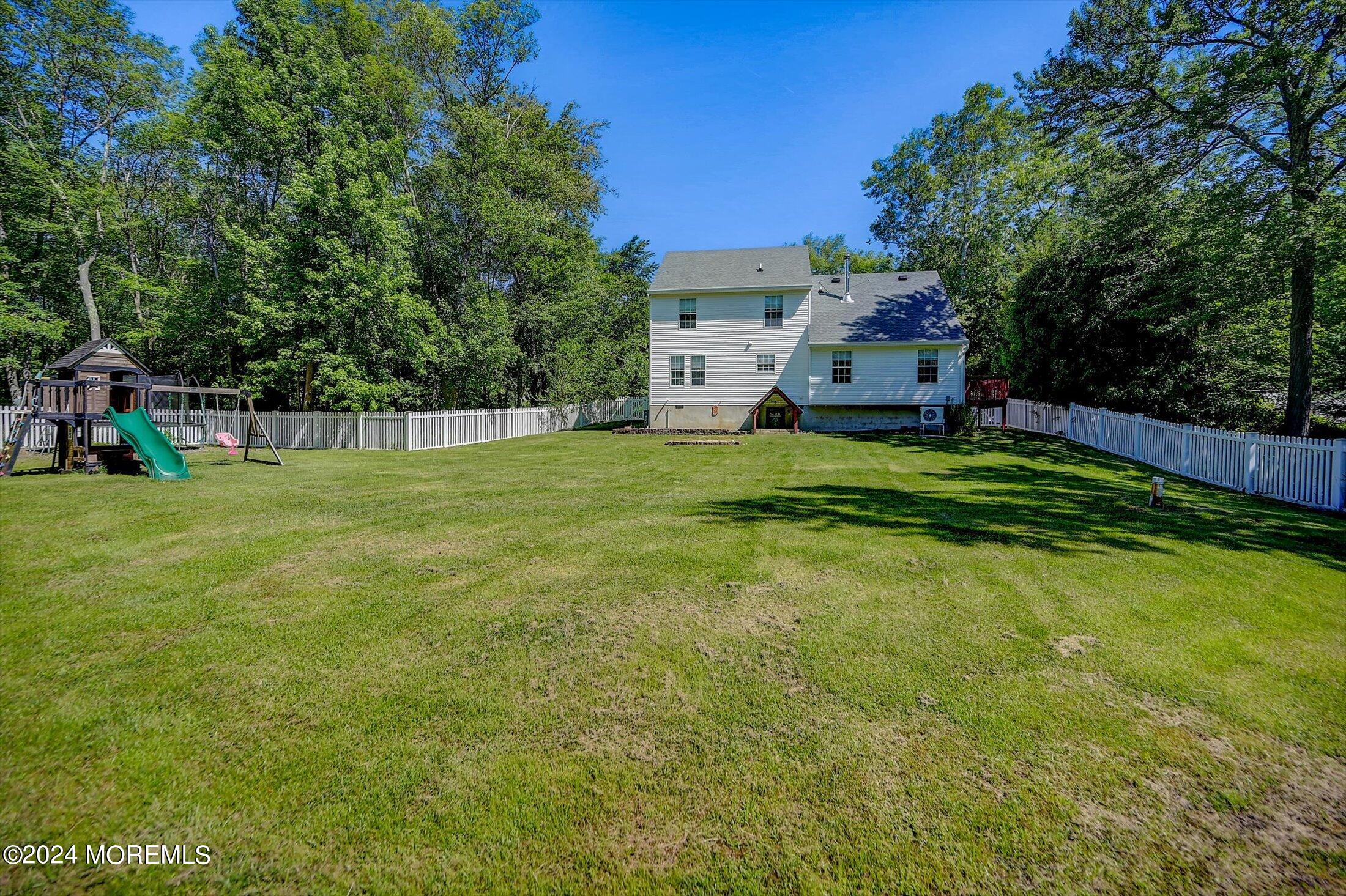 187 Thompson Bridge Road Jackson, NJ 08527 - Photo 33 of 45 32-Backyard