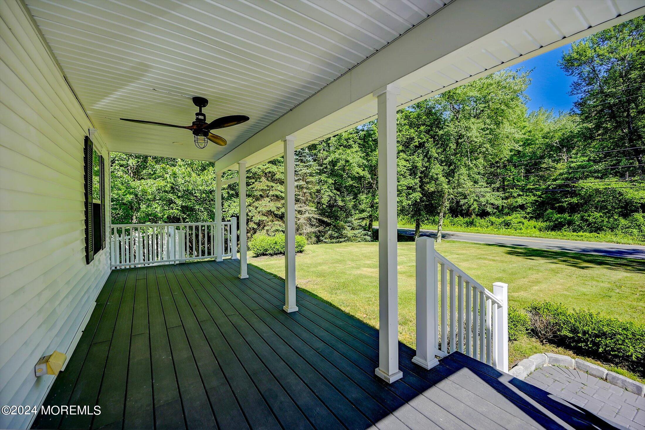 187 Thompson Bridge Road Jackson, NJ 08527 - Photo 37 of 45 36-Front Porch