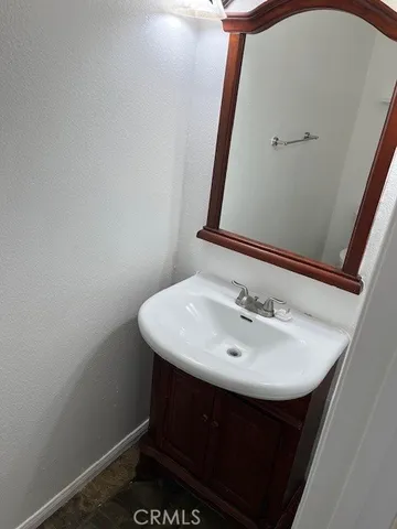 $2,900 | 22003 Belshire Avenue, Unit 9, Hawaiian Gardens, CA 90716