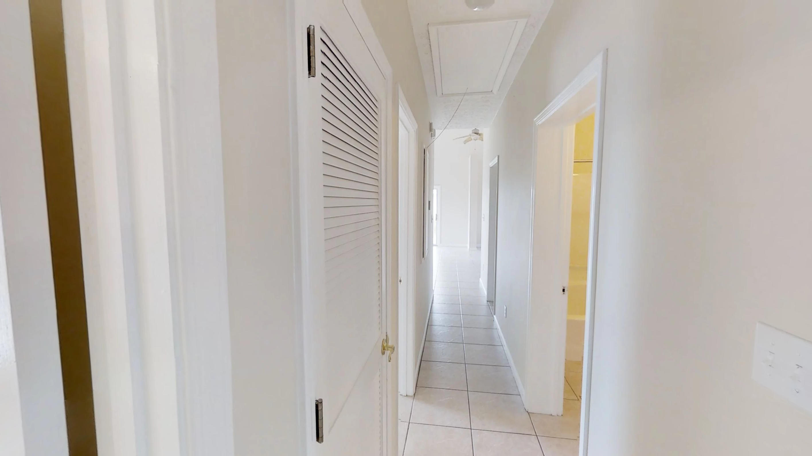 22 Mangrove Lane Key Largo, FL 33037 - Photo 25 of 48 HALLWAY1