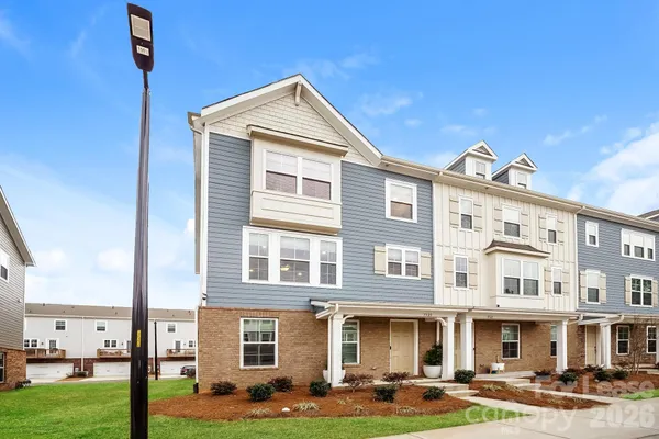 $2,205 | 7125 Brookview Lane, Sherrills Ford, NC 28673