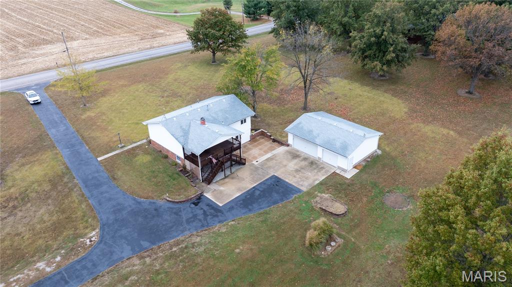 3327 Seiler Road Bethalto, IL 62010 - Photo 4 of 46